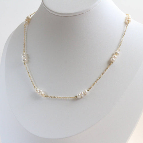 Floating Pearl Necklace (1N11b)