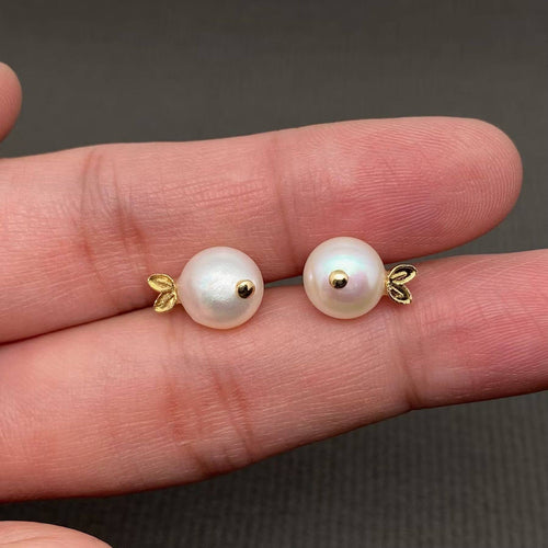 Pearl Fish Ear Studs