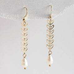 Freshwater Pearl Leaf Chain Dangle Earrings (1E29)