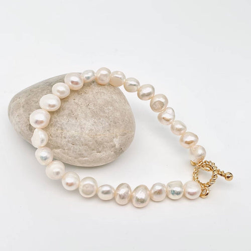 Irregular Pearl Beaded OT Buckle Bracelet