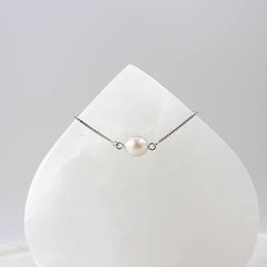 Thin Bracelet, Pearl Stackable Bracelet (1B01c)