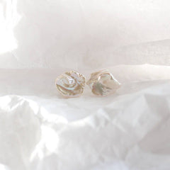 Flower Petal Keshi Pearl Earrings (1E14a)