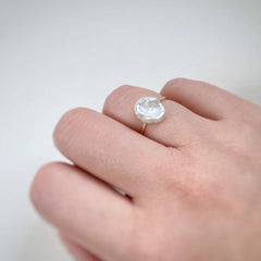 Rainbow Baroque Pearl Ring, Minimal Thin Ring (1R09c): Gold / Baroque White Pearl
