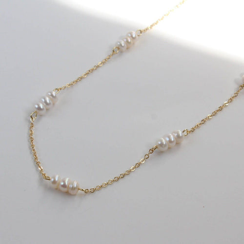 Floating Pearl Necklace (1N11b)