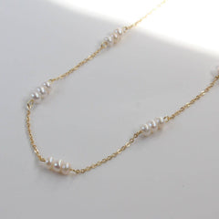 Floating Pearl Necklace (1N11b)
