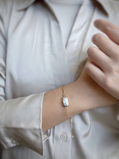 Baroque Pearl Bracelet, Gold Dipped Pearl (1B18)