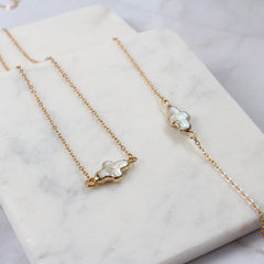 Gold Dipped Baroque Pearl Bracelet & Necklace (1S06a): Pistachio Gold Pearl / Bracelet & Necklace Set (S)